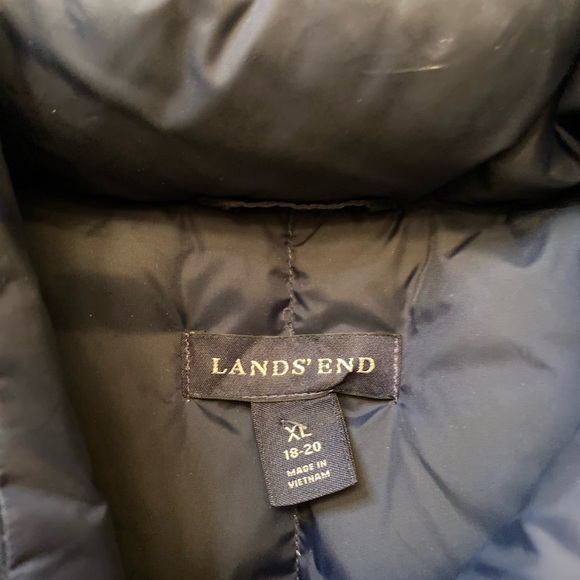 Lands' End Midnight Blue Puffer Vest size XL, Down feathers, NWOT - Picture 2 of 6